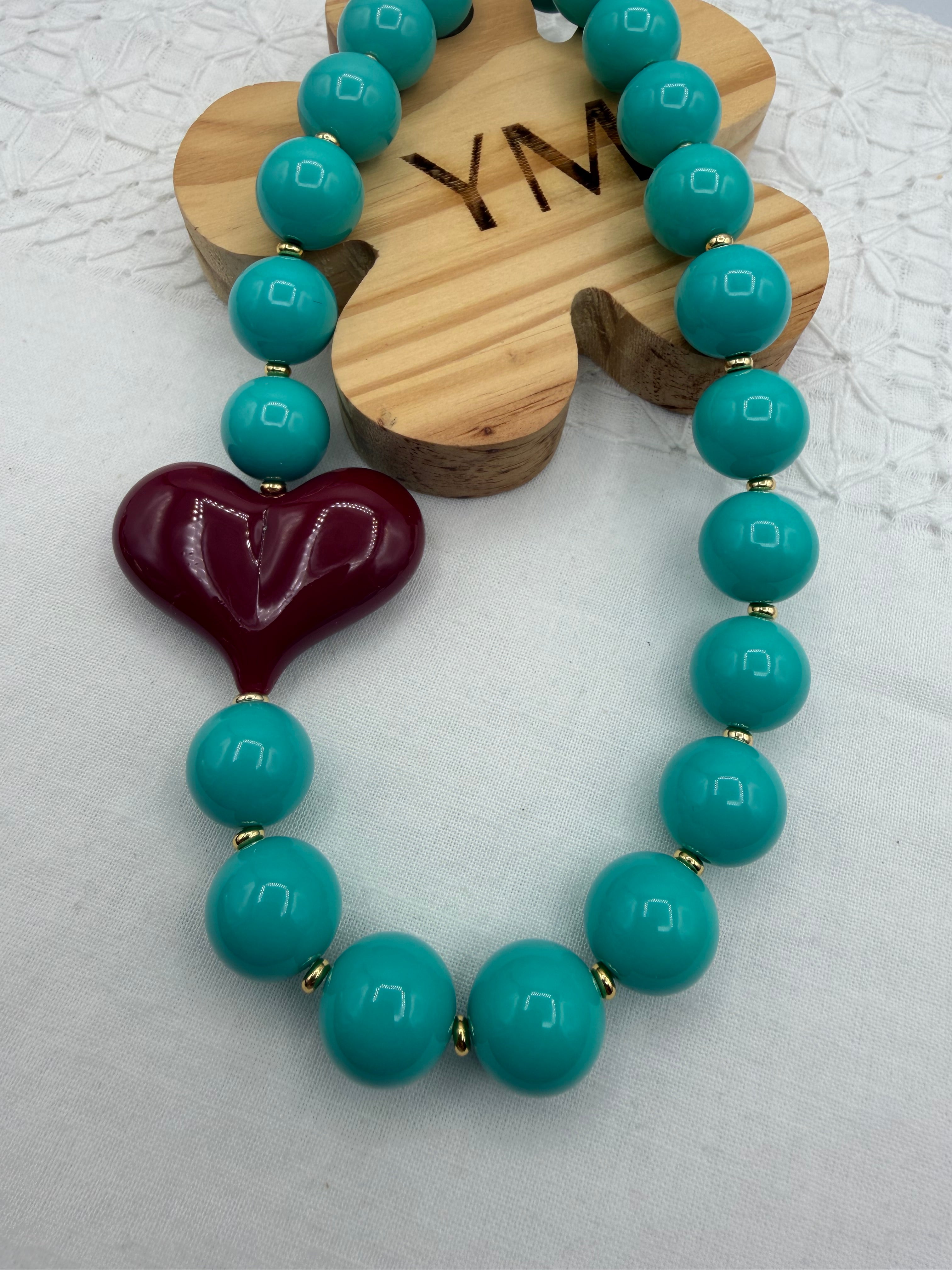 Collares Isaba