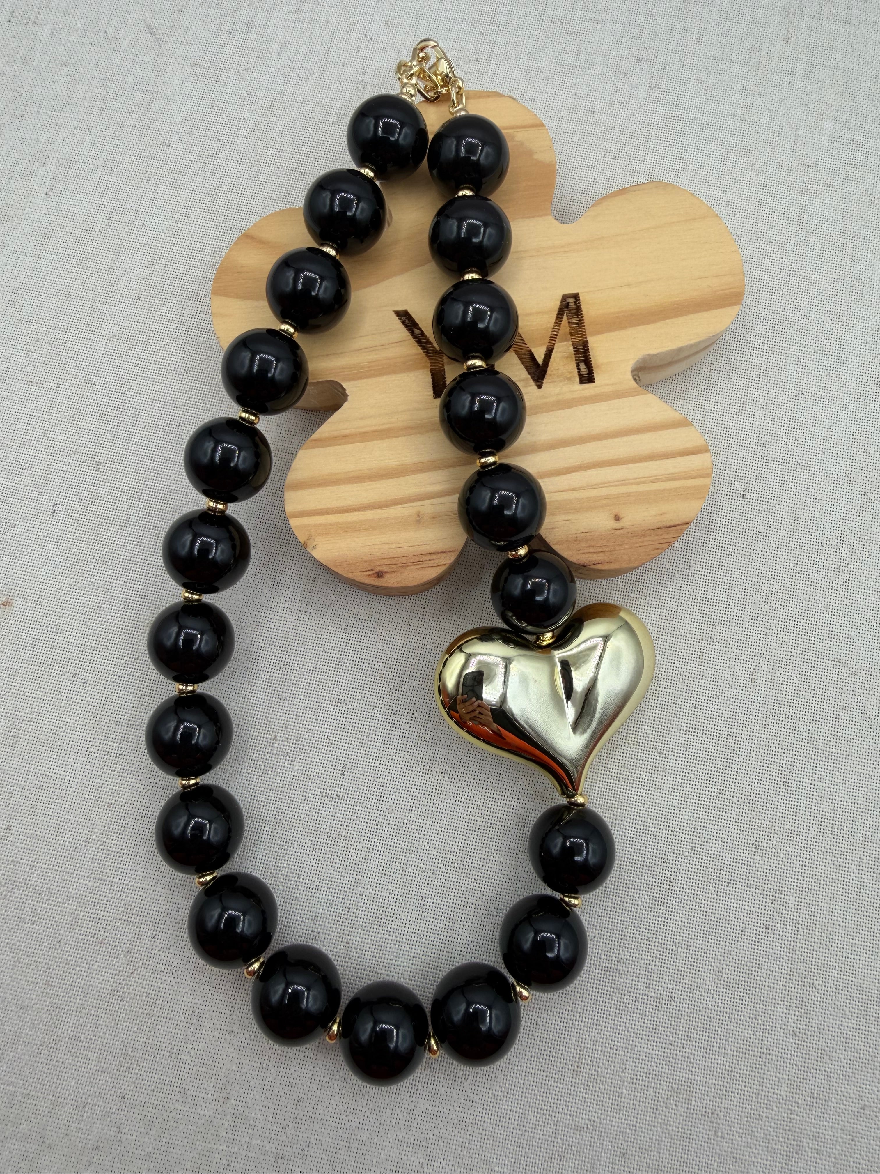 Collares Isaba